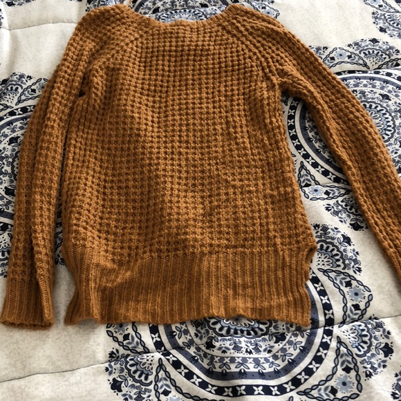 Sweater - Picture 3 of 3